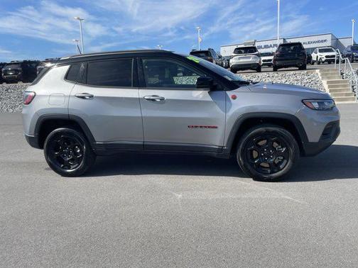 2024 Jeep Compass Trailhawk