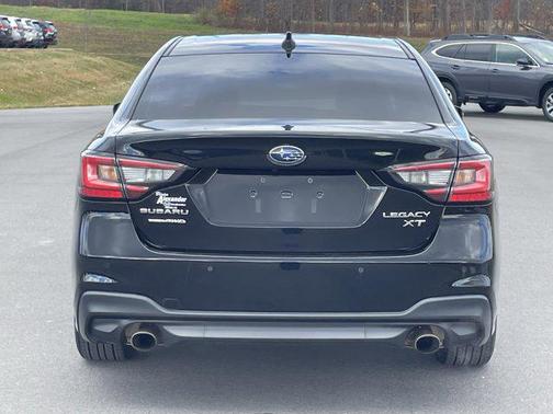 2022 Subaru Legacy Limited