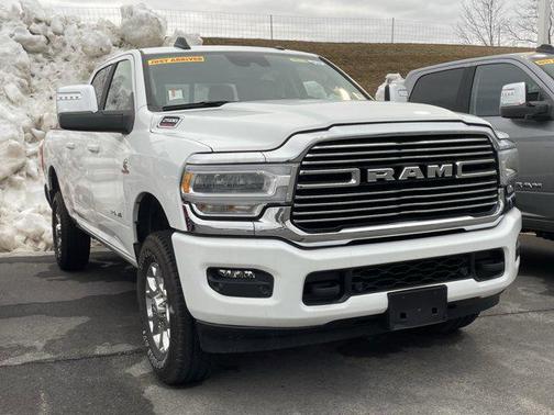2024 RAM 2500 Laramie Crew Cab 4x4 6'4' Box