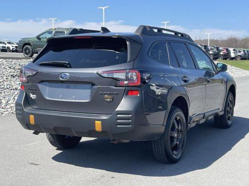 Magnetite Gray Metallic 2024 Subaru Outback Wilderness