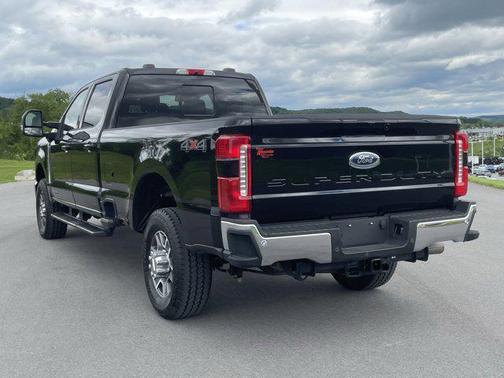 2024 Ford F-350 Lariat