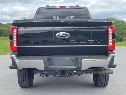 2024 Ford F-350 Lariat