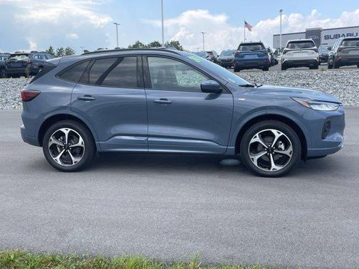 2024 Ford Escape ST-Line Select
