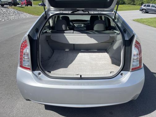 Classic Silver Metallic 2014 Toyota Prius Two