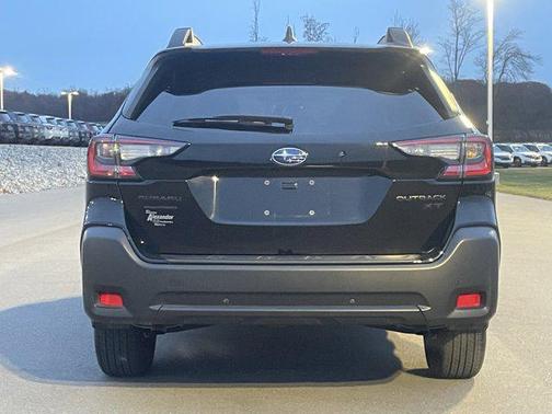 2025 Subaru Outback Onyx Edition XT