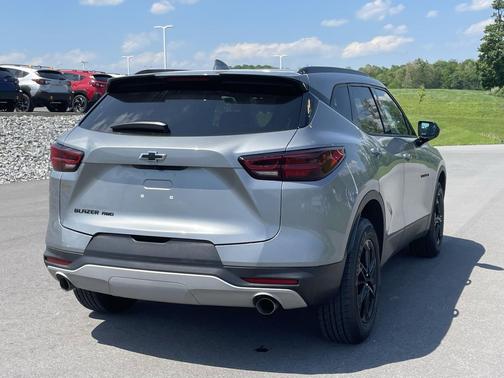 Sterling Gray Metallic 2023 Chevrolet Blazer 2LT