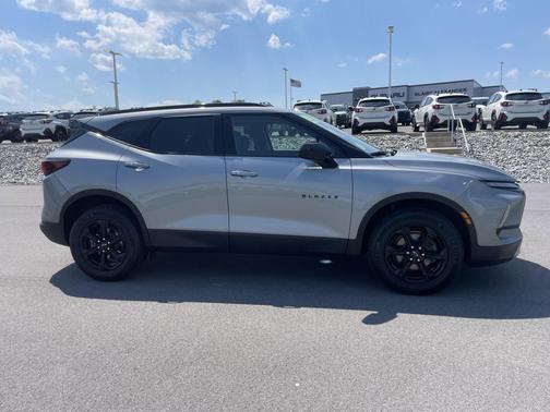 Sterling Gray Metallic 2023 Chevrolet Blazer 2LT