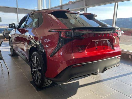 2026 Subaru Solterra Limited