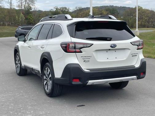 2024 Subaru Outback Touring