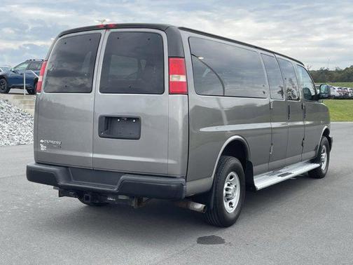 2013 Chevrolet Express 3500 LS