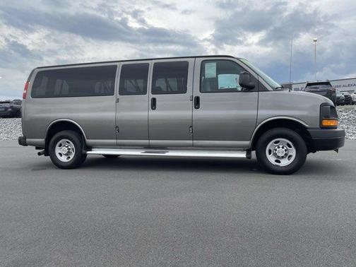2013 Chevrolet Express 3500 LS