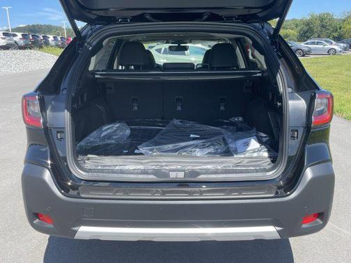 2025 Subaru Outback Limited XT