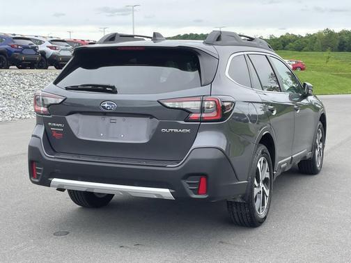 Magnetite Gray Metallic 2022 Subaru Outback Limited