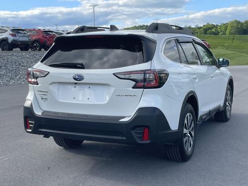 Crystal White Pearl 2020 Subaru Outback Premium