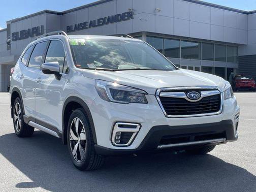 Crystal White Pearl 2021 Subaru Forester Touring