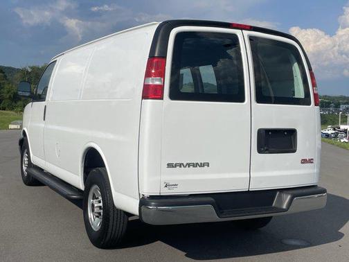 2023 GMC Savana 2500 Work Van