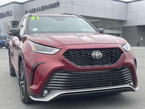Ruby Flare Pearl 2021 Toyota Highlander XSE