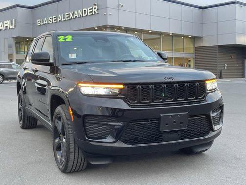 2022 Jeep Grand Cherokee Altitude