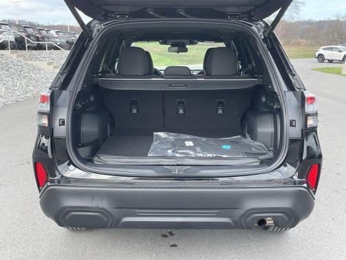 Crystal Black Silica 2026 Subaru Forester Hybrid Premium