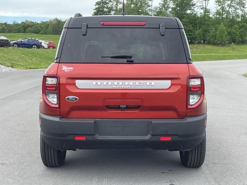 Hot Pepper Red Metallic Tinted Clearcoat 2024 Ford Bronco Sport Free Wheeling