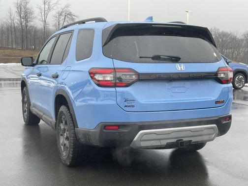 2023 Honda Pilot AWD TrailSport