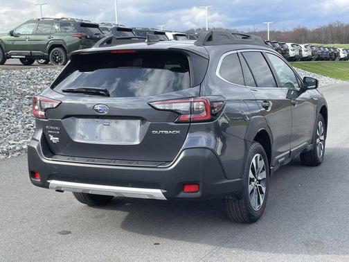 Magnetite Gray Metallic 2025 Subaru Outback Limited