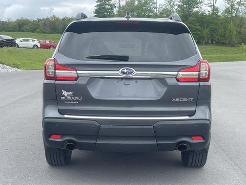 Magnetite Gray Metallic 2021 Subaru Ascent Premium 7-Passenger