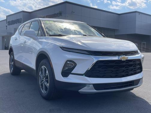 Summit White 2024 Chevrolet Blazer 2LT