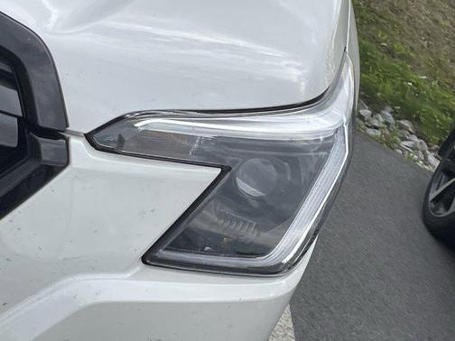 Crystal White Pearl 2023 Subaru Forester Touring