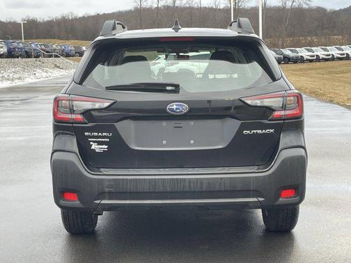 2025 Subaru Outback Base