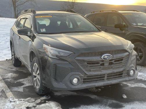 2025 Subaru Outback Base