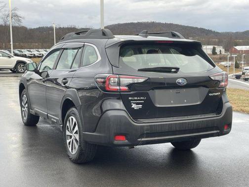 2025 Subaru Outback Base