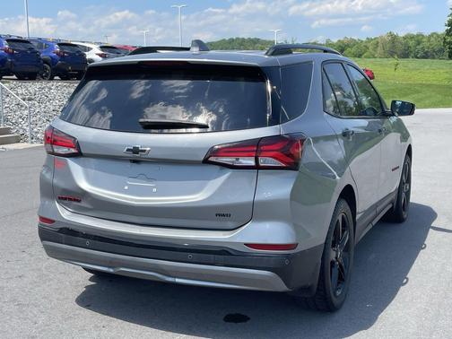 Sterling Gray Metallic 2024 Chevrolet Equinox Premier w/1LZ