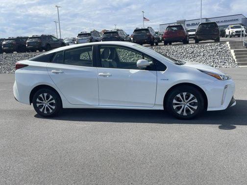 2019 Toyota Prius LE