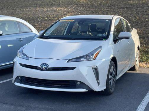 2019 Toyota Prius LE