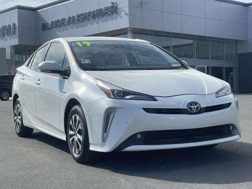 2019 Toyota Prius LE