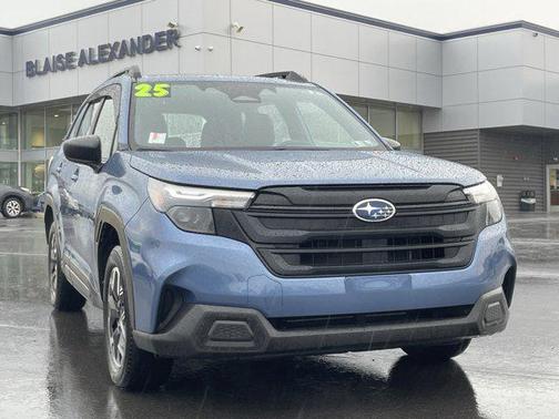 2025 Subaru Forester Base