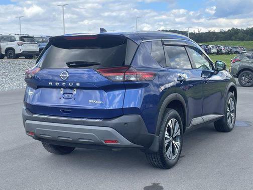 2022 Nissan Rogue SV