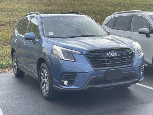 2024 Subaru Forester Premium