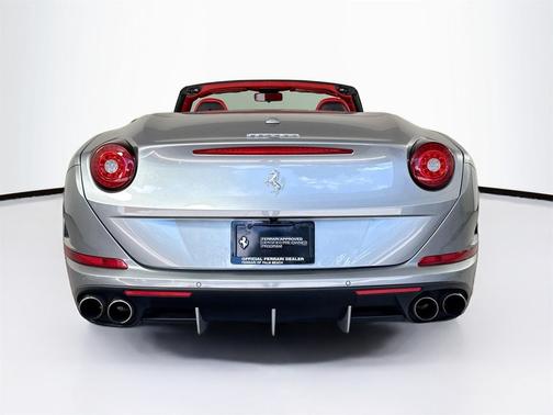 2018 Ferrari California T