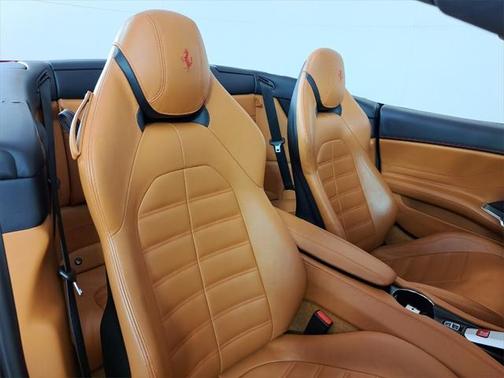 2016 Ferrari California T