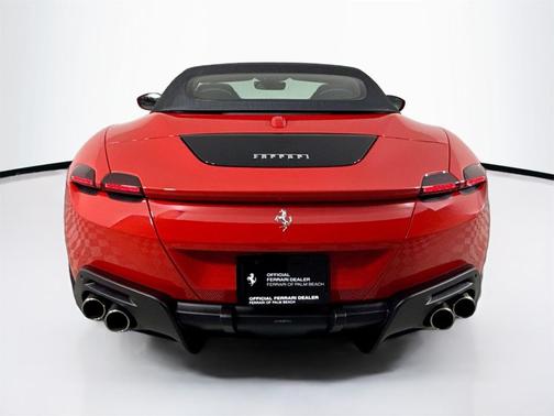 2024 Ferrari Roma Base
