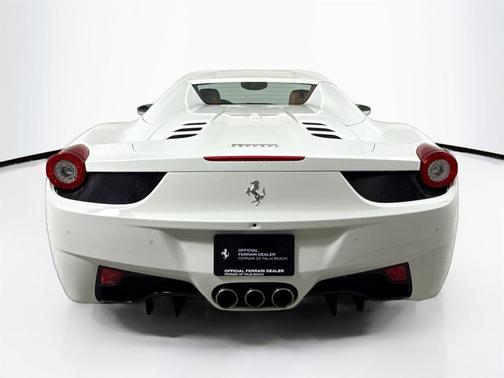 2015 Ferrari 458 Spider Base
