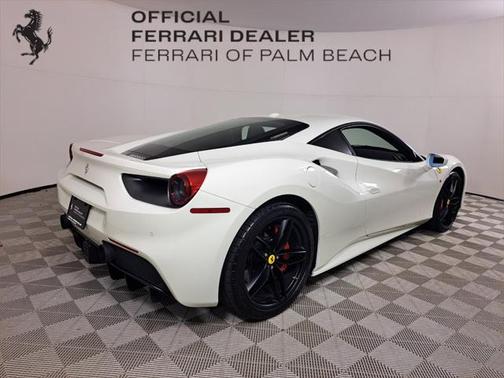 2019 Ferrari 488 GTB Base