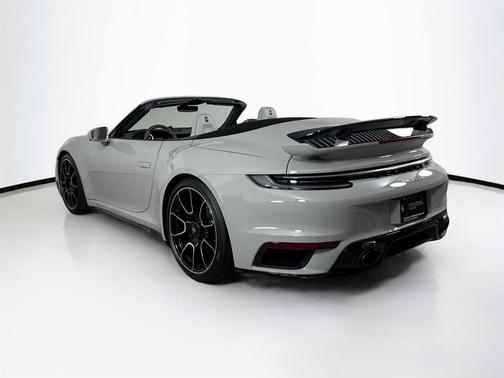 2025 Porsche 911 Turbo S