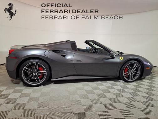 2019 Ferrari 488 Spider Base