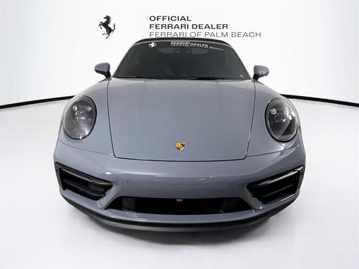 2023 Porsche 911 Carrera 4 GTS