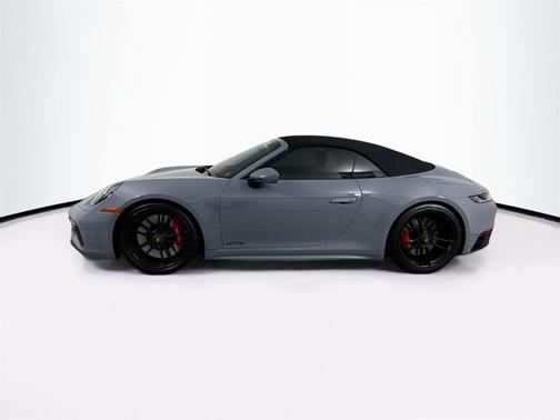 2023 Porsche 911 Carrera 4 GTS