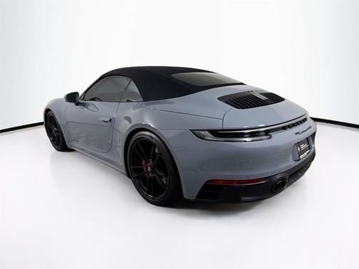 2023 Porsche 911 Carrera 4 GTS