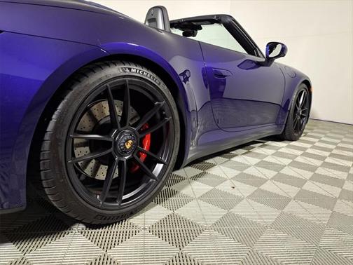 2024 Porsche 911 Carrera GTS